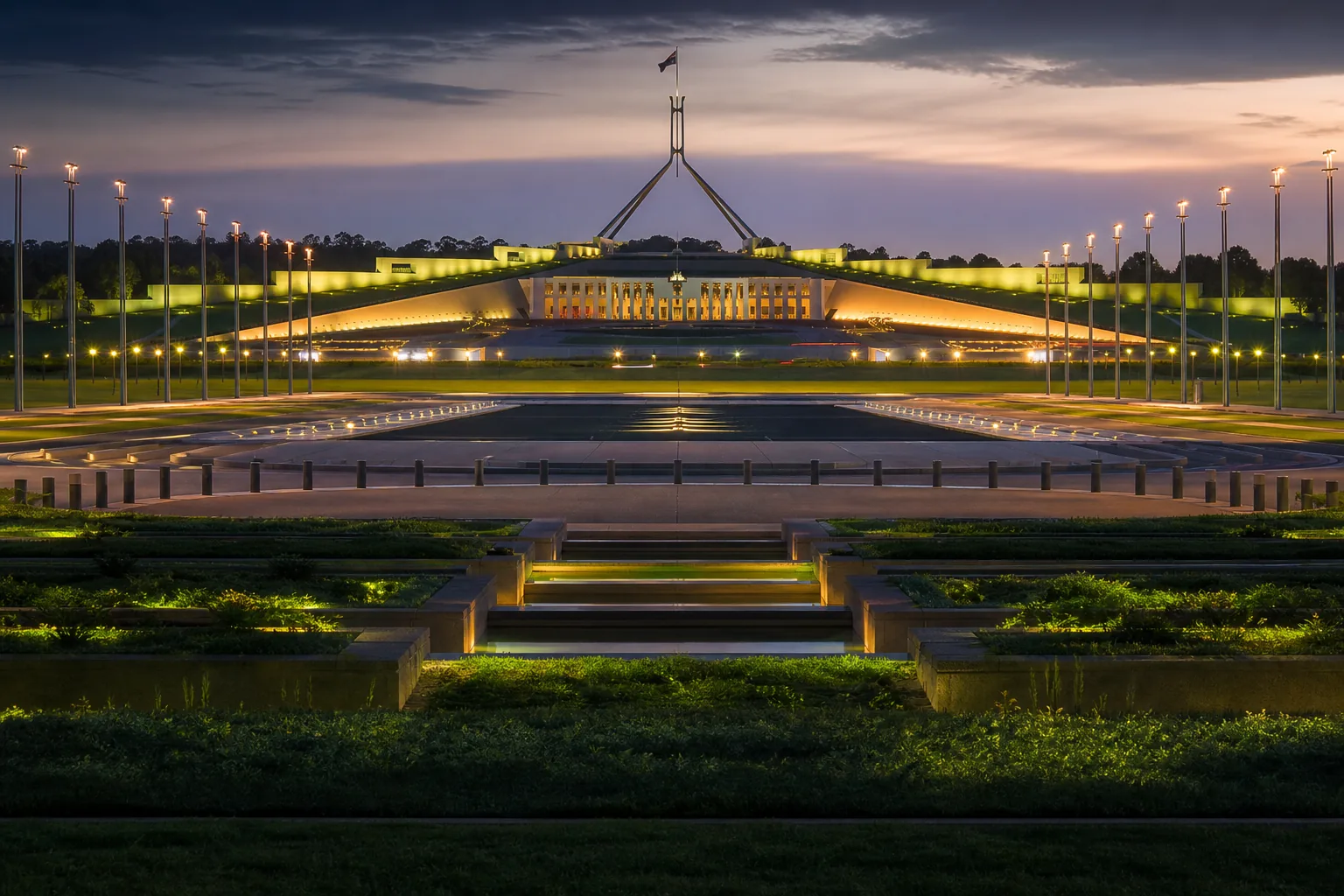 Editorial city guide graphic for Malina Casino readers in Canberra, ACT